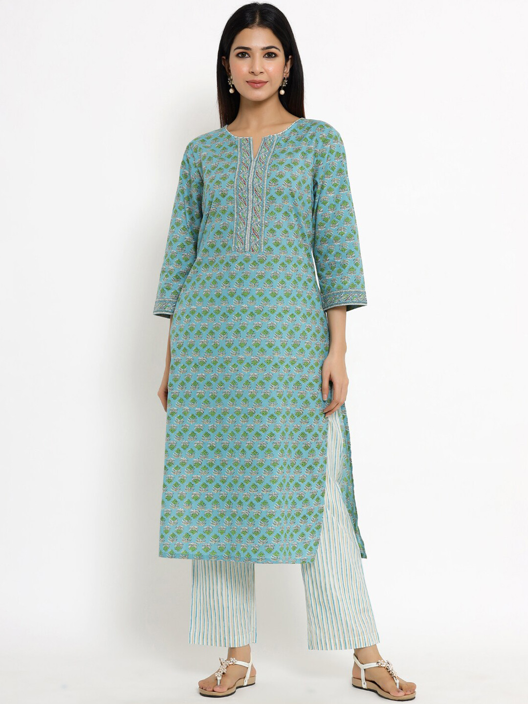 

The Kurta Express Women Blue Floral Printed Empire Pure Cotton Kurta with Palazzos