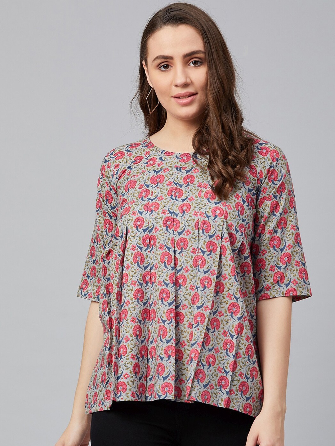 

Wabii Pink Print Top