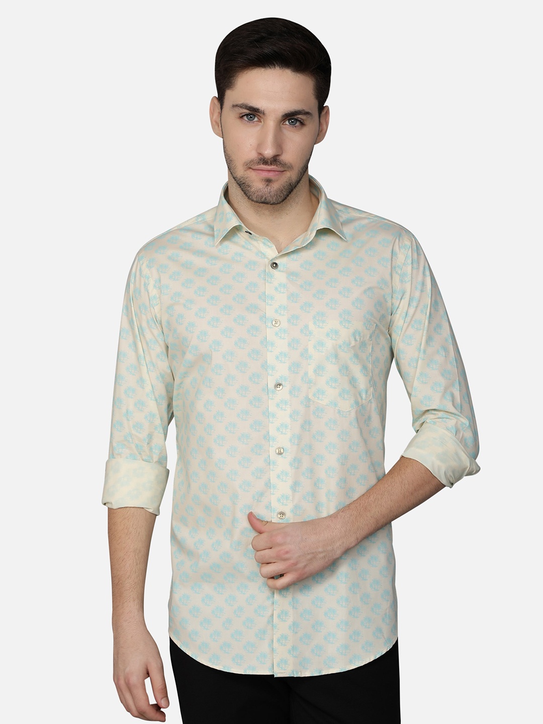 

Callino London Men Yellow Standard Floral Printed Semiformal Shirt