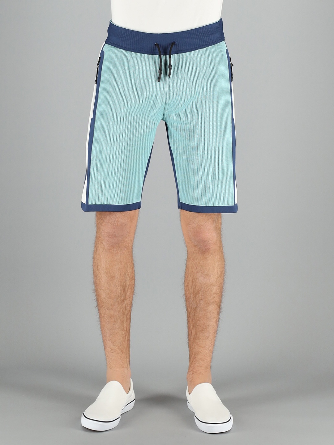 

FREESOUL Men Turquoise Blue Colourblocked Shorts