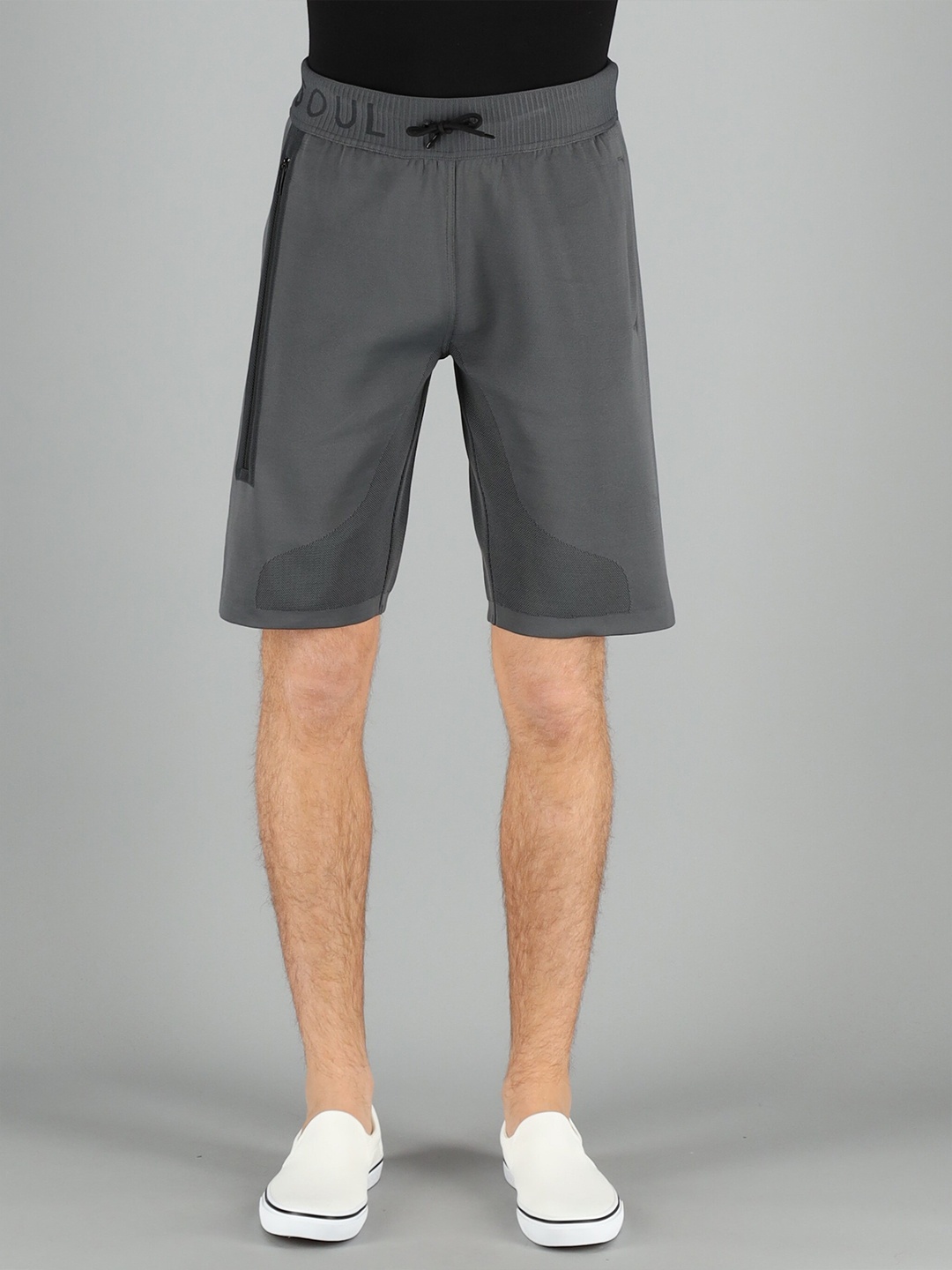 

FREESOUL Men Grey Solid Regular Shorts