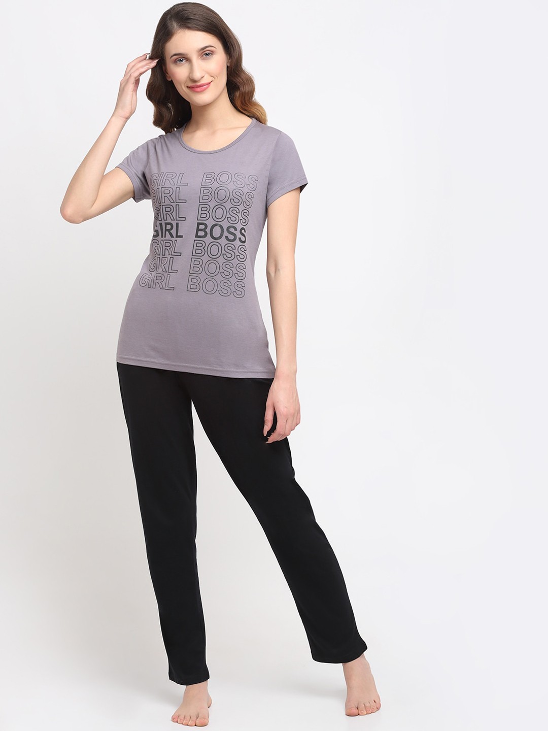 

Kanvin Women Grey Printed Night suit