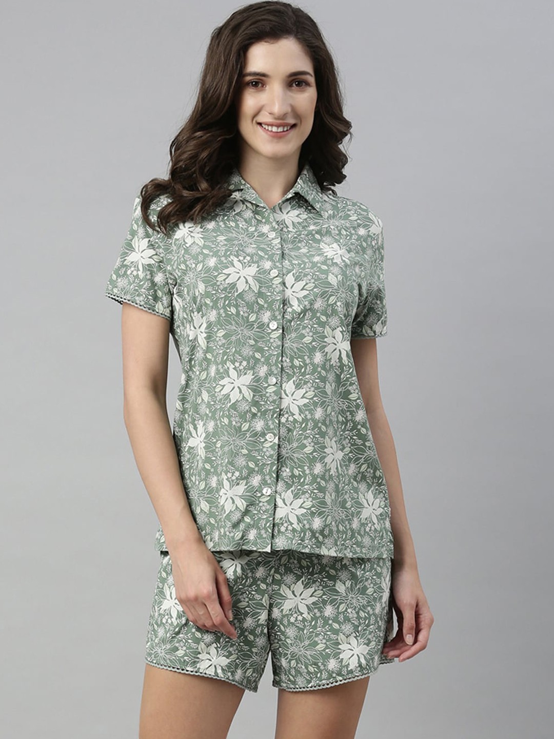 

Enamor Women Green Printed Night Suit