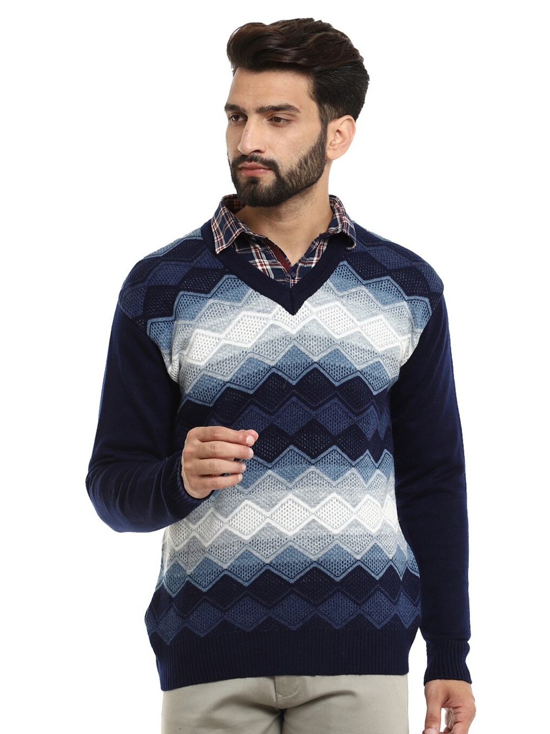 

V-Mart Men Navy Blue & White Pullover