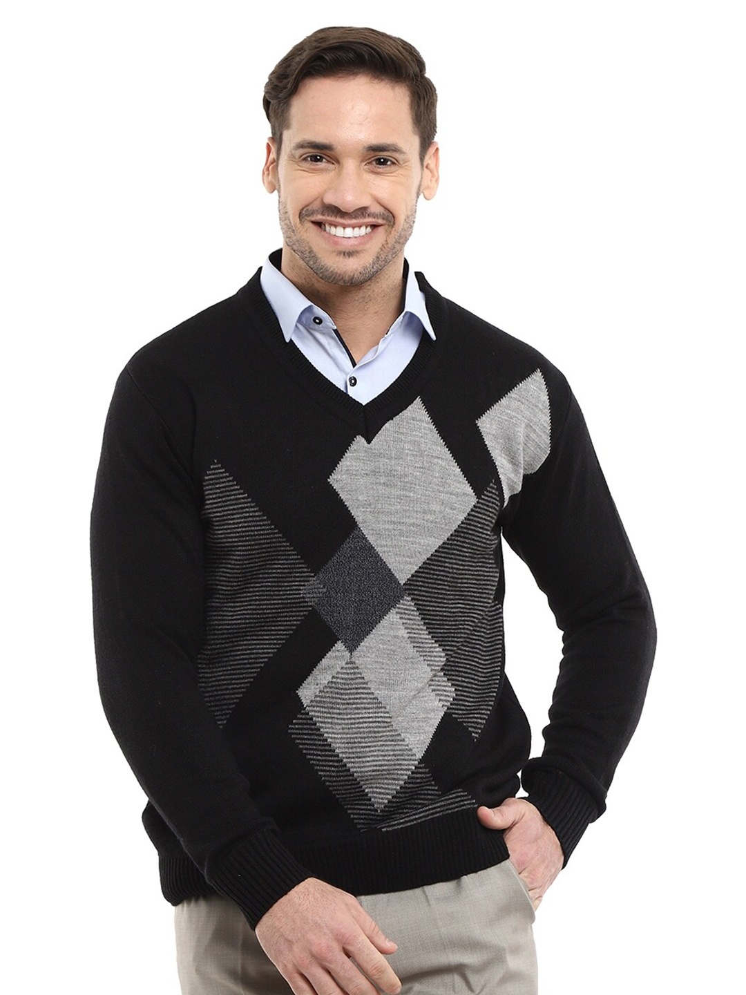 

V-Mart Men Black & Grey Colourblocked Pullover