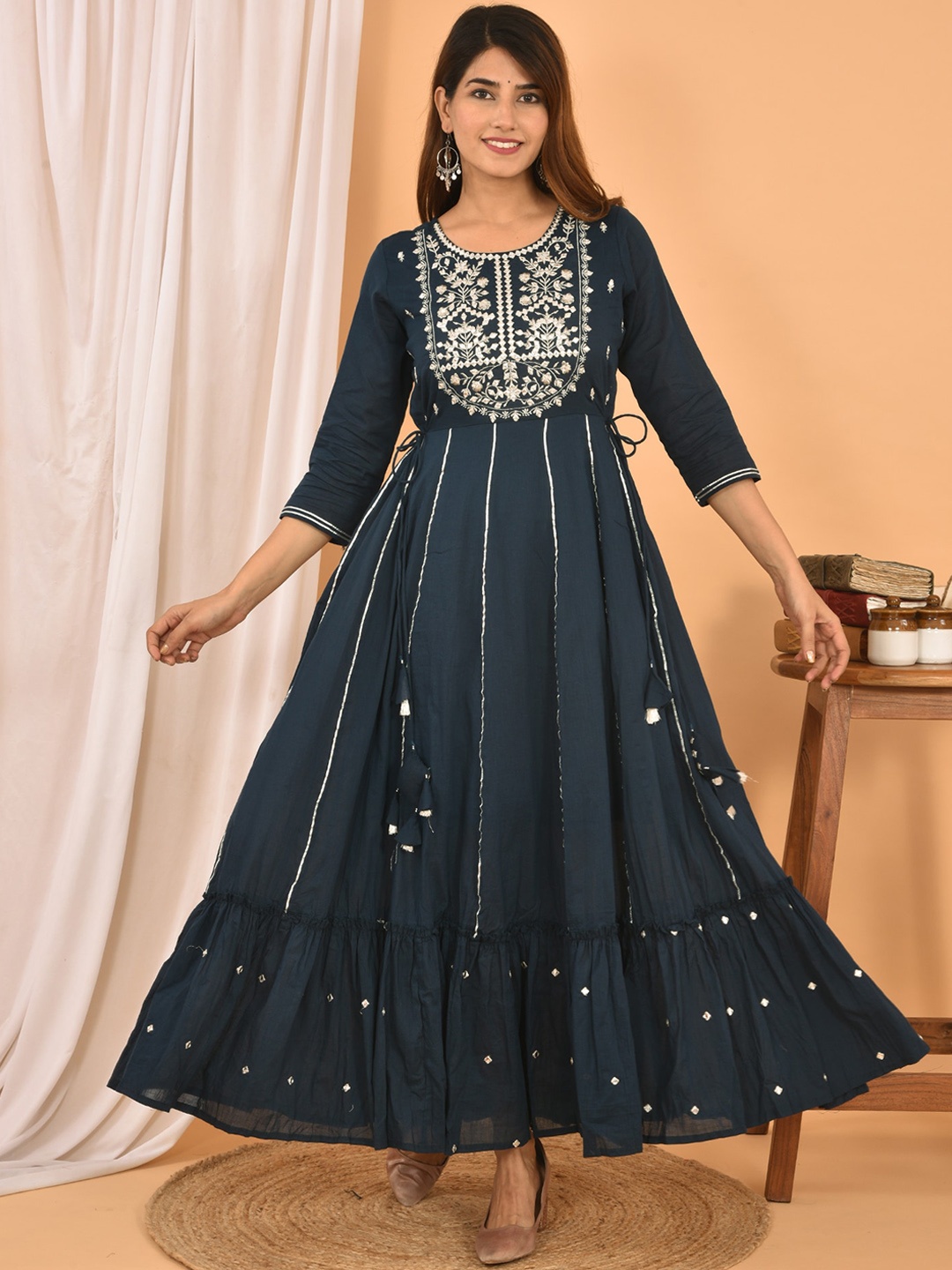

KAAJH Women Blue Embroidered Cotton Anarkali Kurta