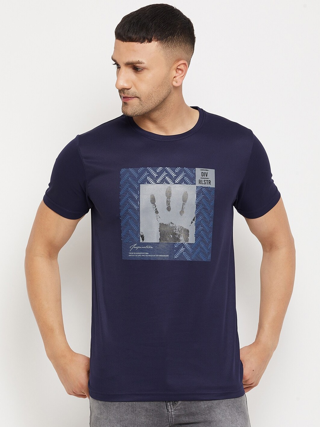 

Parcel Yard Men Navy Blue Printed T-shirt