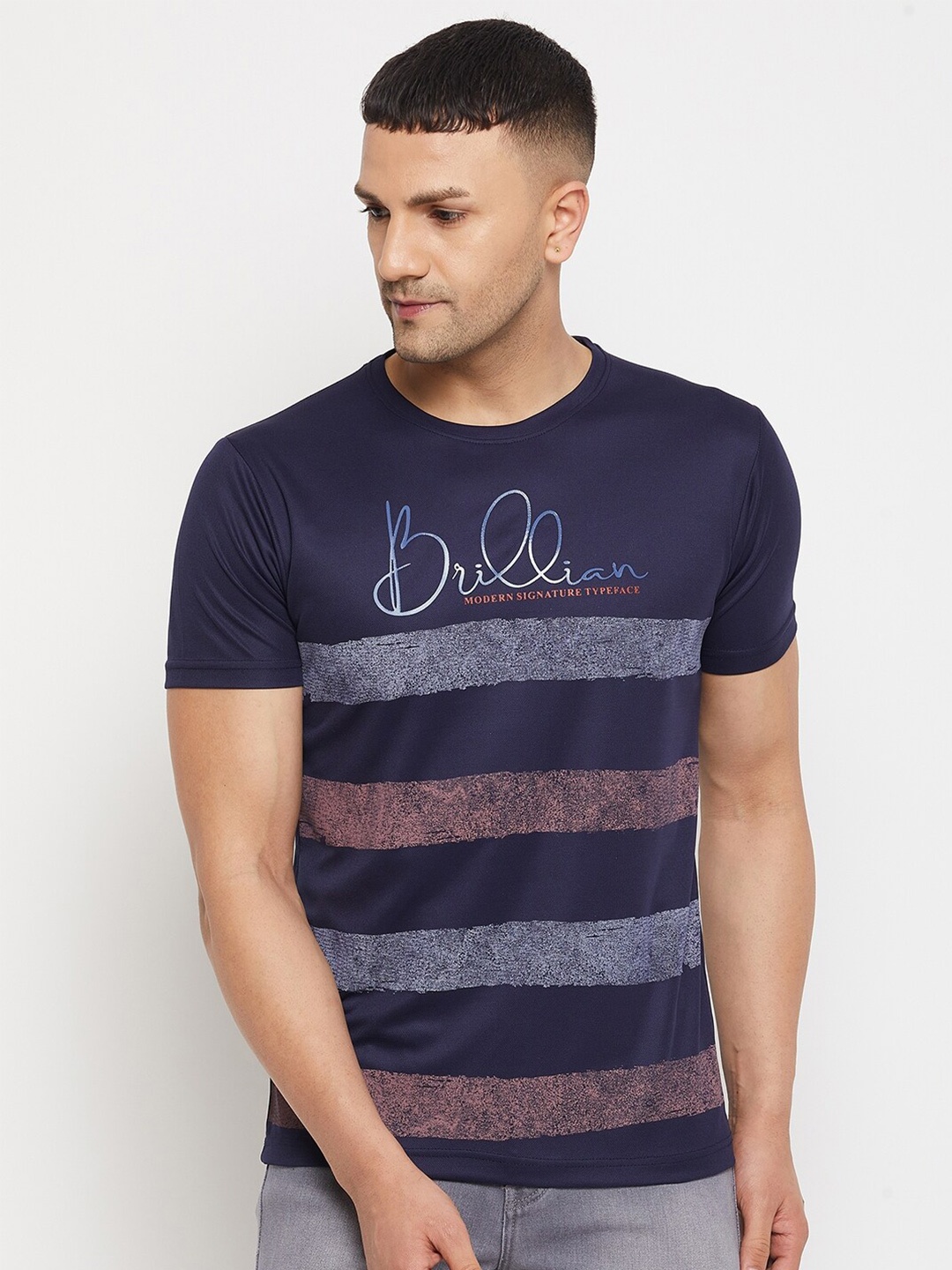 

Parcel Yard Men Navy Blue Raw Edge Casual T-shirt