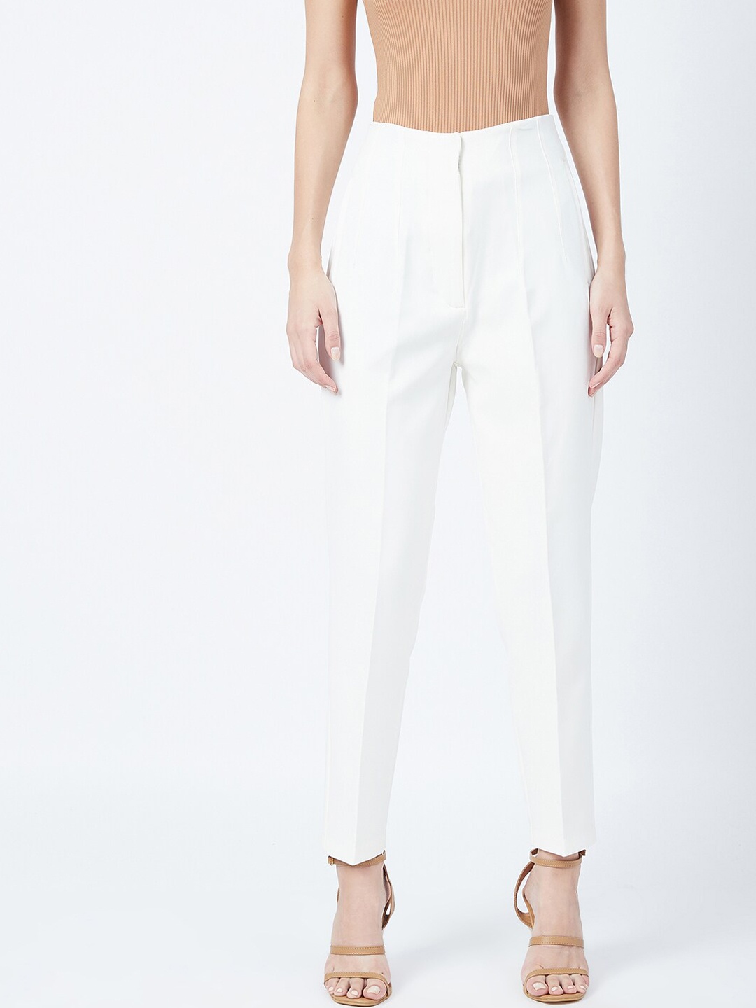 

DELAN Women White Relaxed Slim Fit High-Rise Easy Wash Trousers