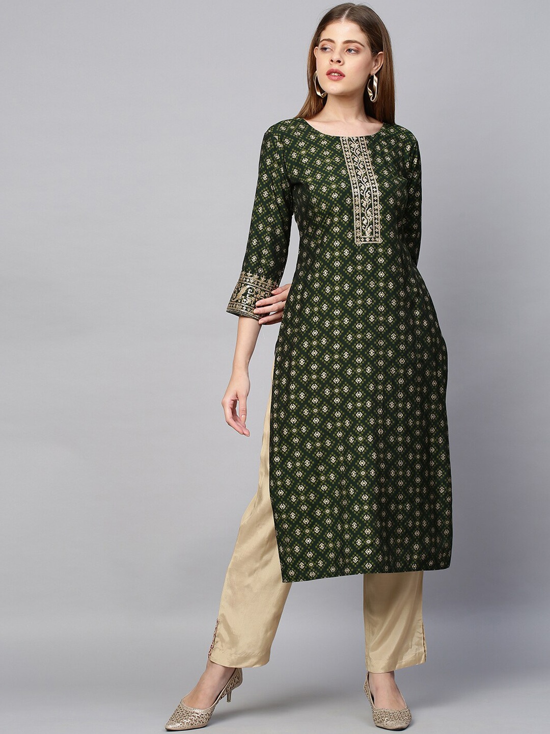 

FASHOR Women Green & Beige Ethnic Motifs Printed Round Neck Gotta Patti Kurta