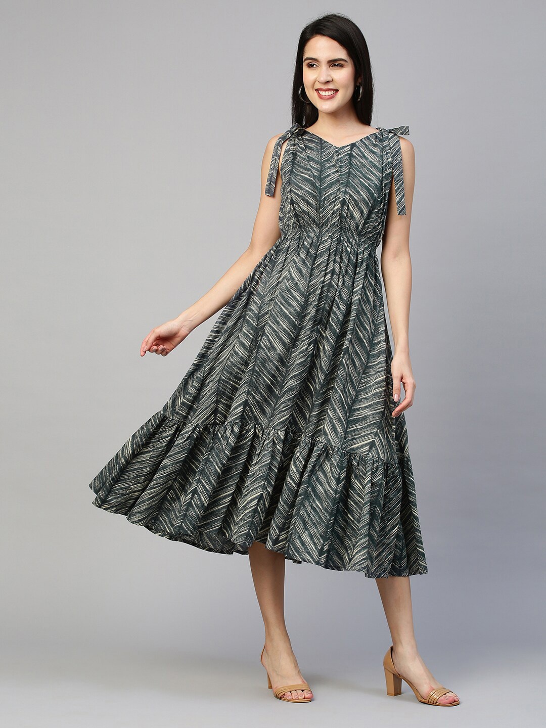 

FASHOR Blue Printed Cotton Midi Dress