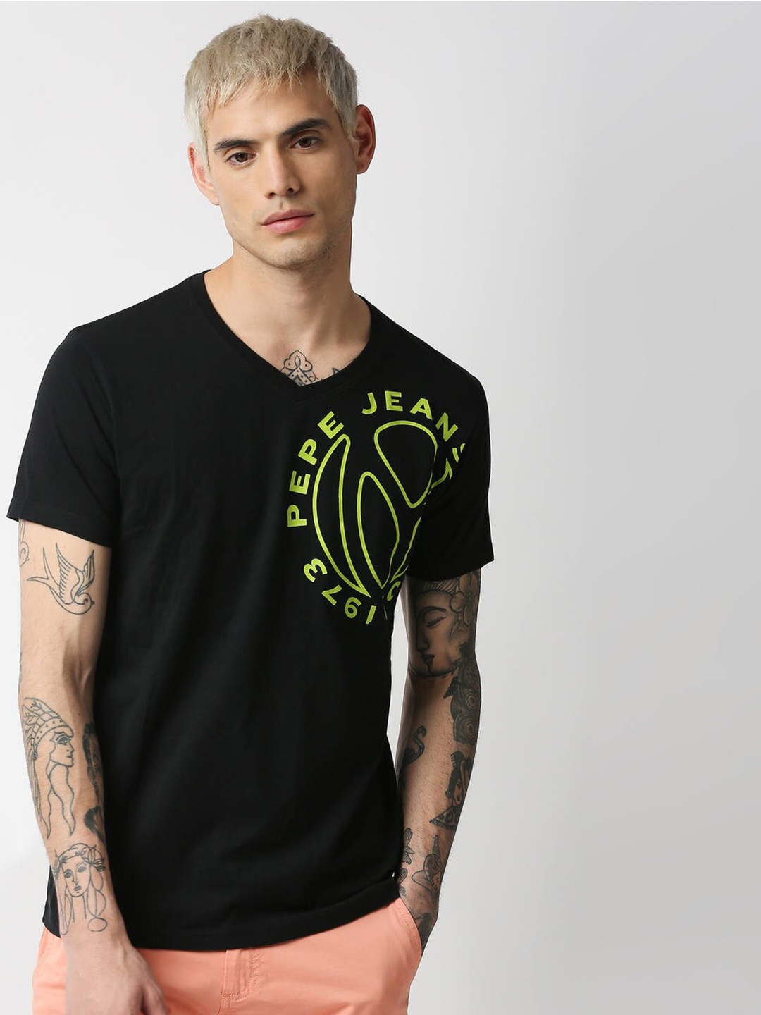 

Pepe Jeans Men Black Typography Printed V-Neck Slim Fit T-shirt