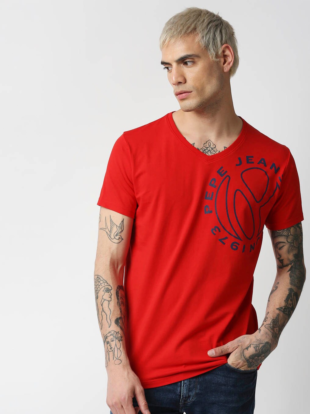 

Pepe Jeans Men Red Typography Printed V-Neck Slim Fit T-shirt