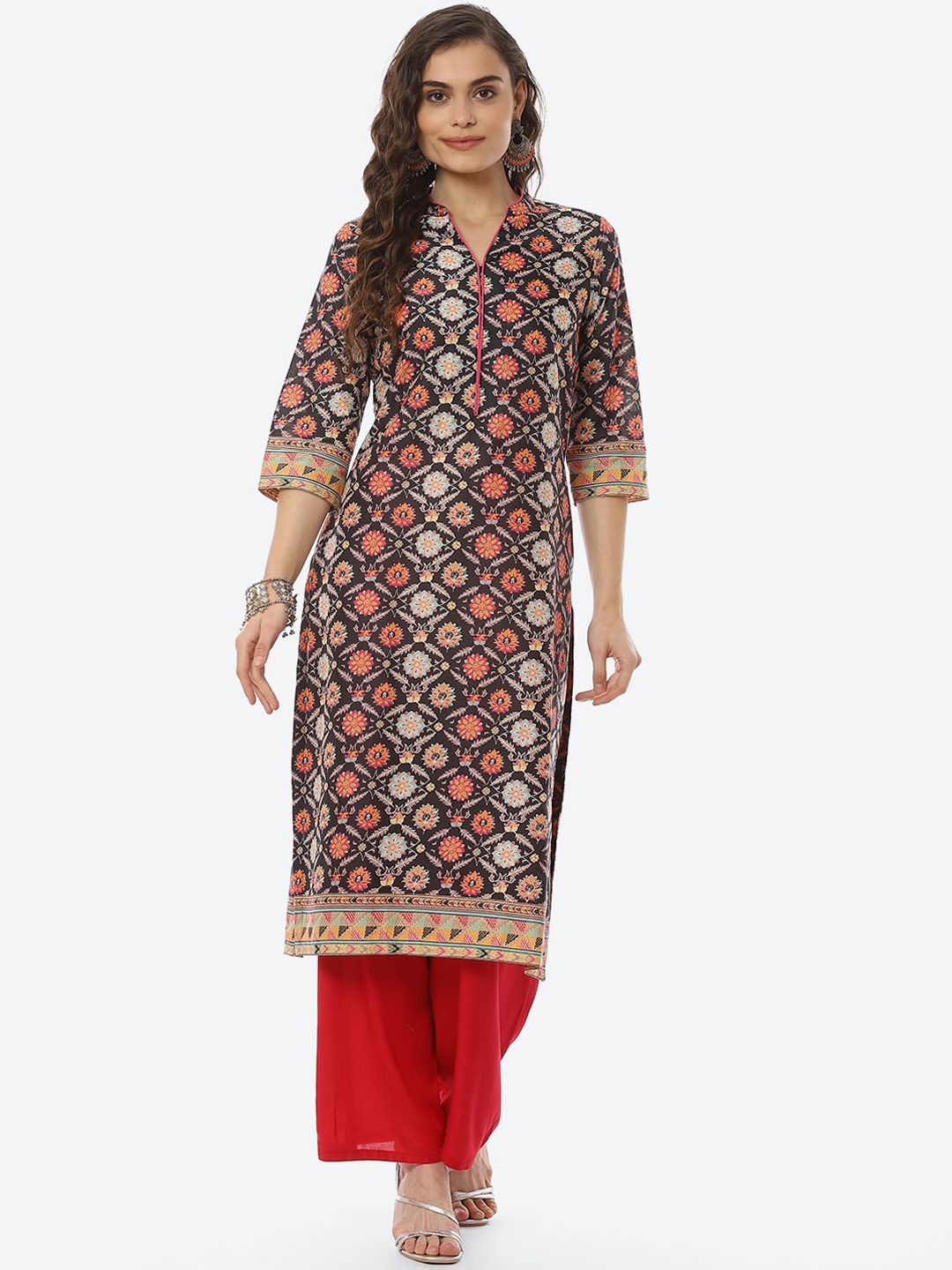 

Biba Women Black Geometric Printed Flared Sleeves Kurta