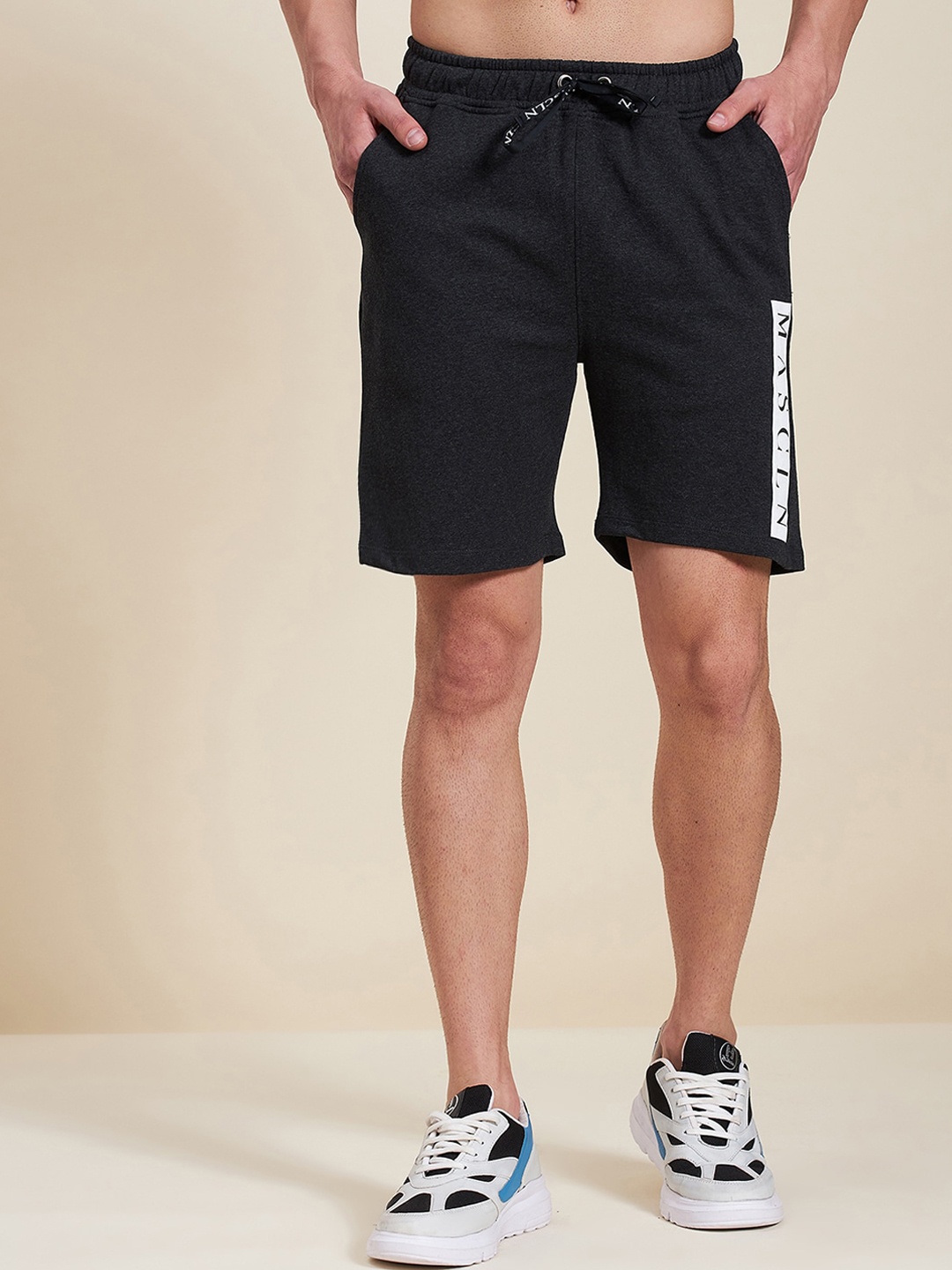 

MASCLN SASSAFRAS Men Grey Mid-Rise Regular Fit Shorts