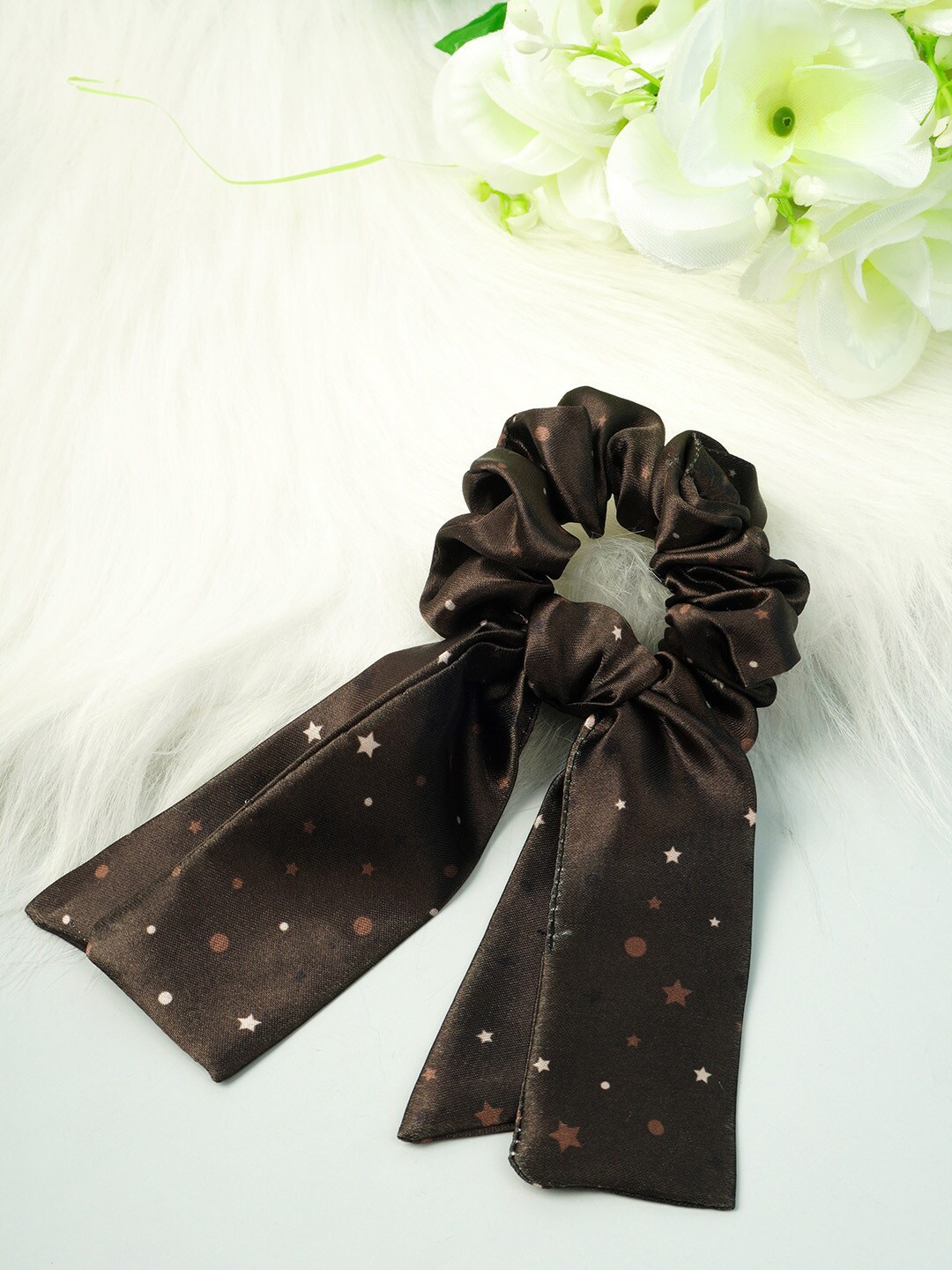 

Ferosh Women Black Star Tail Scrunchie