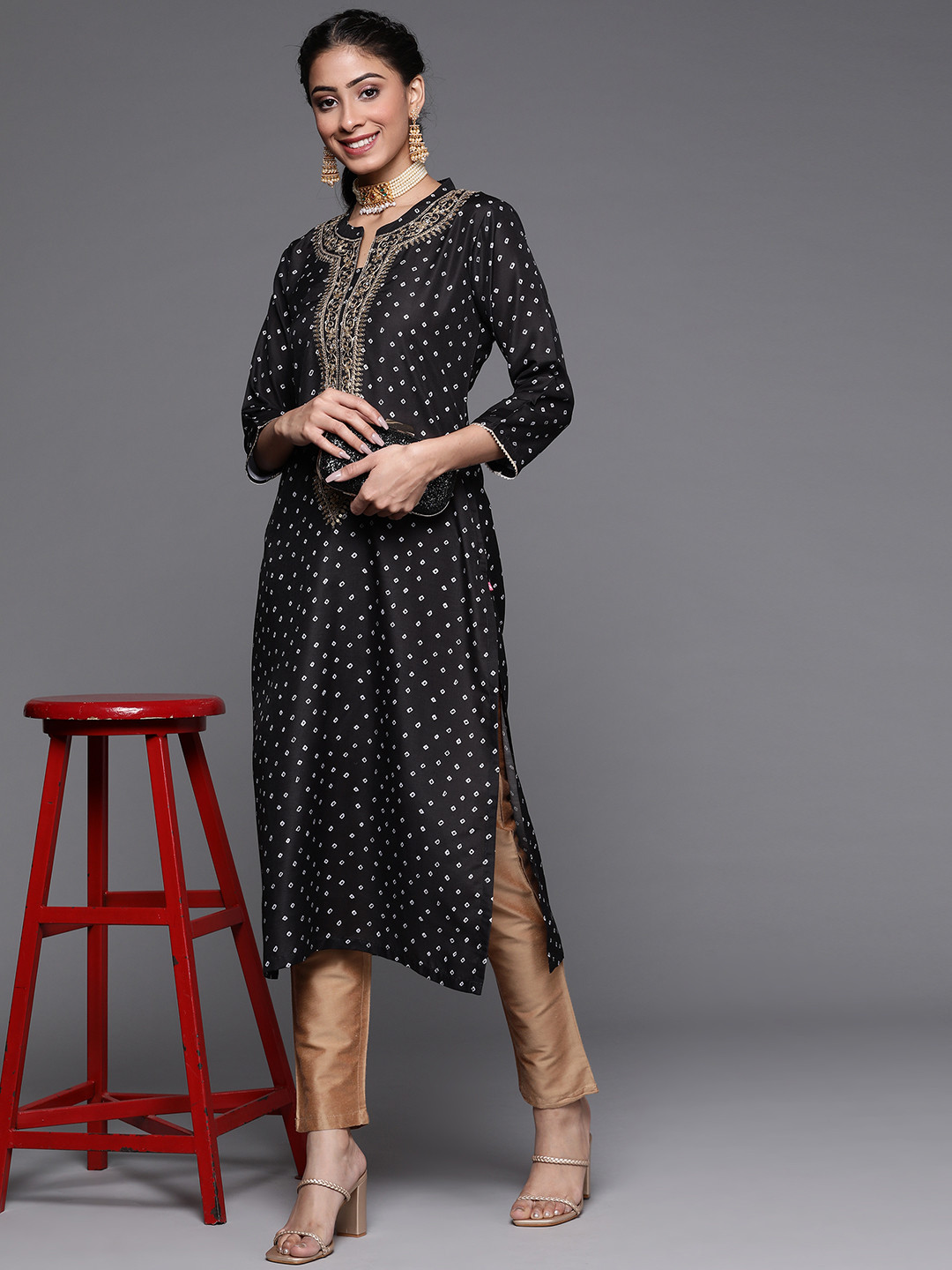 

Varanga Women Black Bandhani Printed Kurta