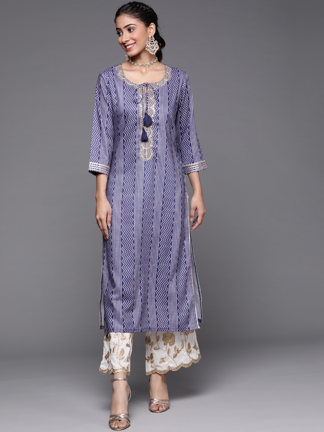 

Varanga Women Blue & White Bandhani Printed Kurta