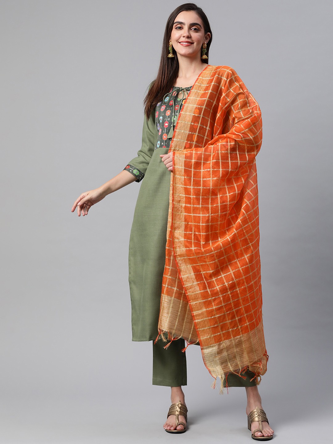

Somras Women Olive Green Yoke Design Kurta with Trousers & With Dupatta