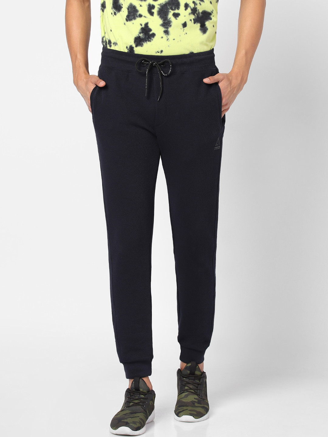 

Street Armor by Pantaloons Men Navy Blue Solid Relaxed Fit Joggers