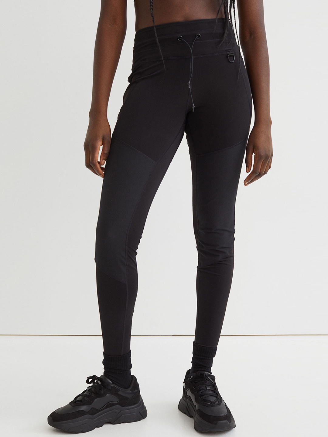 

H&M Women Black Outdoor Tights