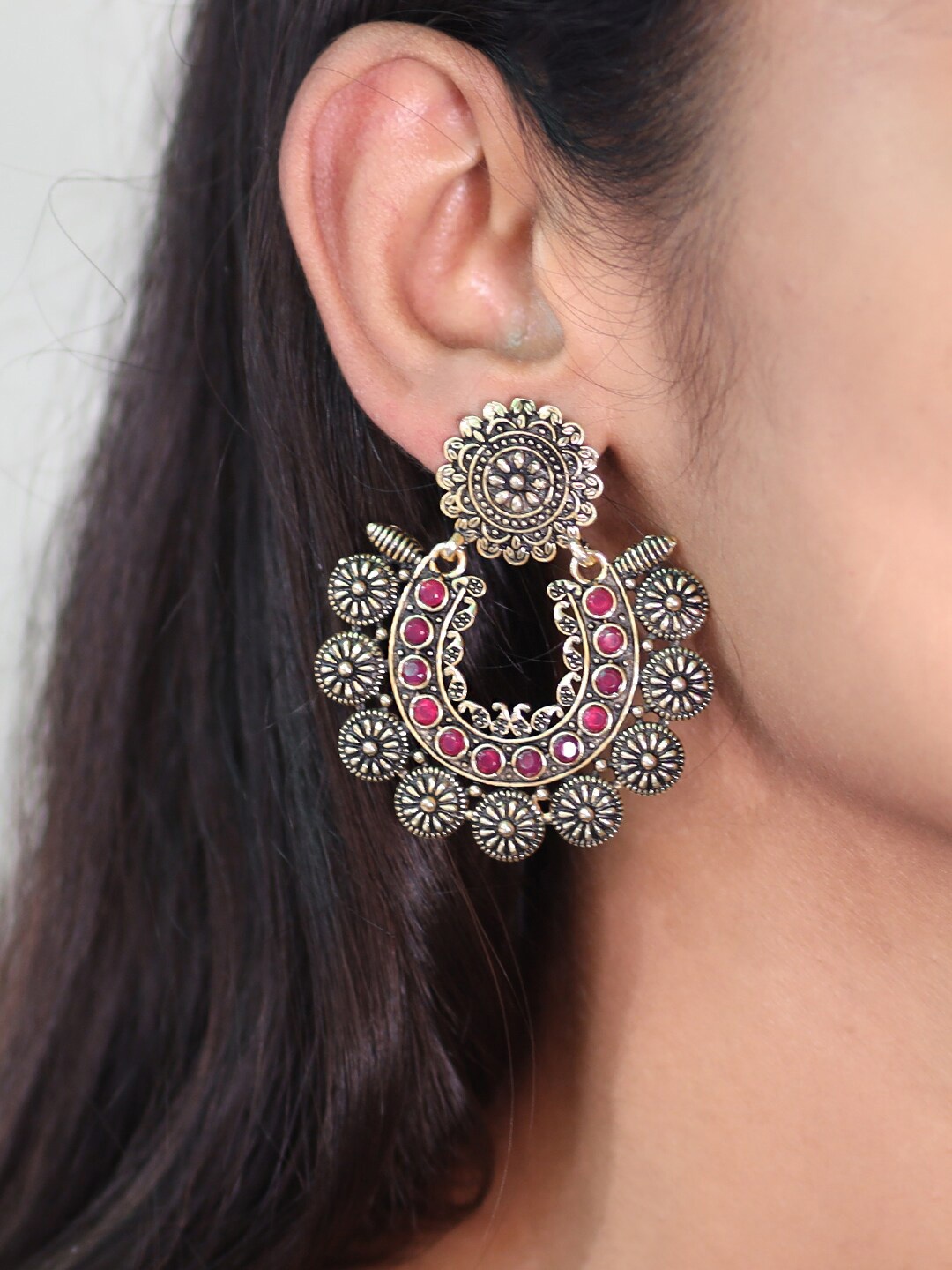 

Ayesha Gold-Toned & Red Handcrafted Ethnic Gold-toned Red Rhinestone Studded Drop Earrings
