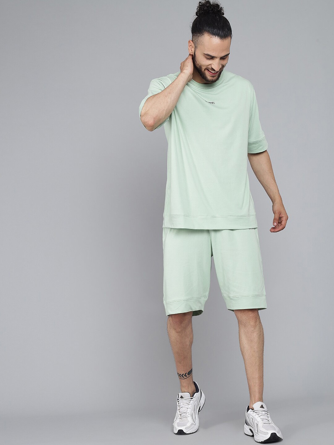 

GRIFFEL Men Sea Green Pure Cotton T-shirt with Shorts