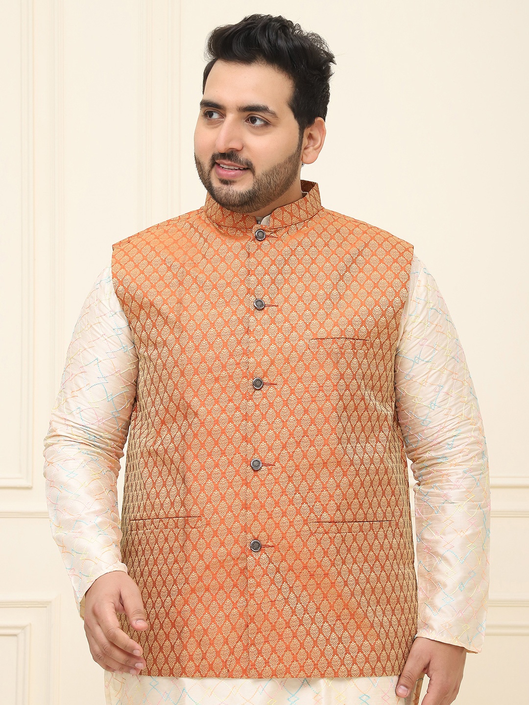 

SOJANYA PLUS Men Orange & Gold-Coloured Ethnic Motifs Nehru Jacket