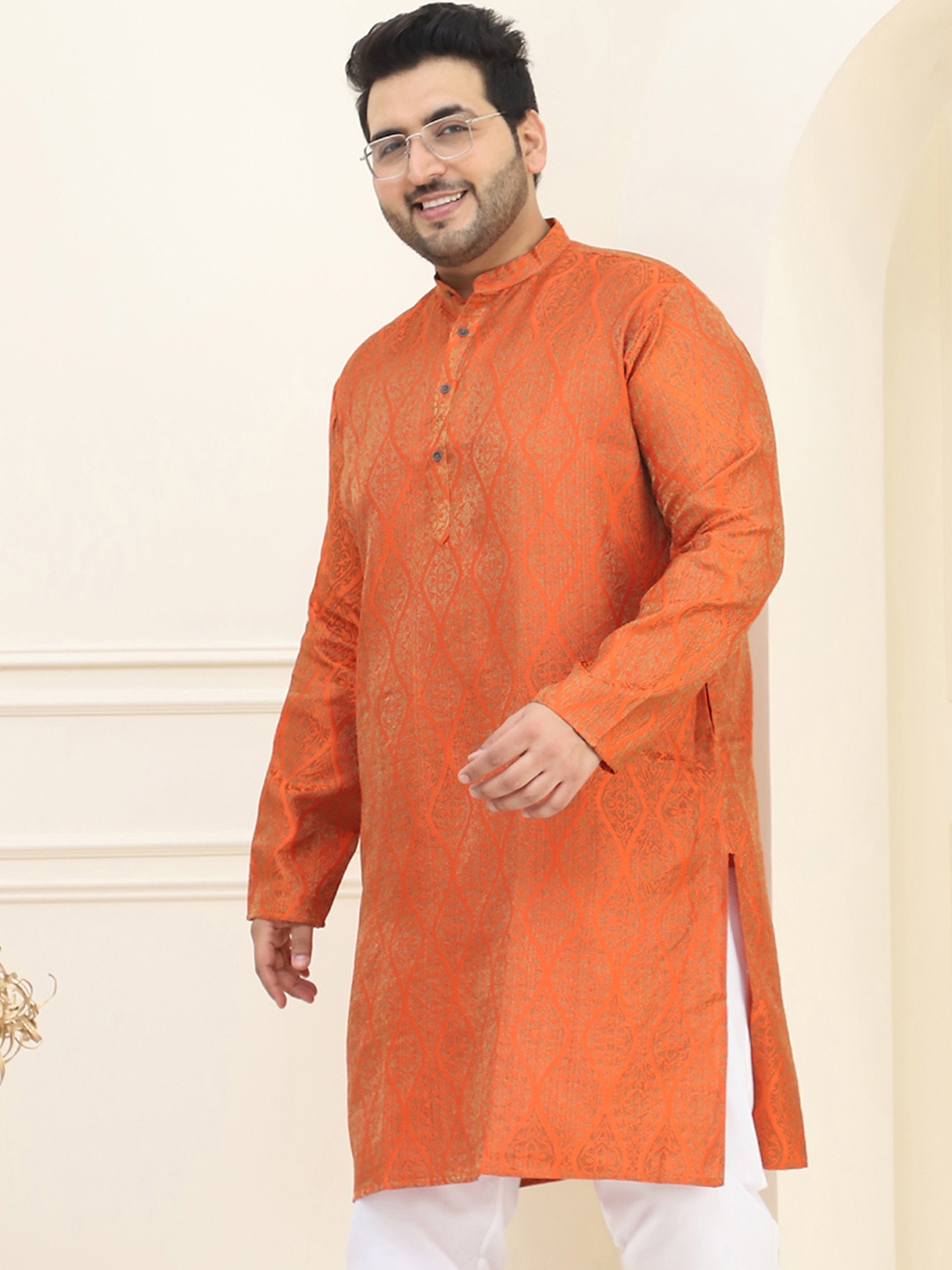 

SOJANYA PLUS Men Rust Orange & Golden Jacquard Silk Woven Design Straight Kurta