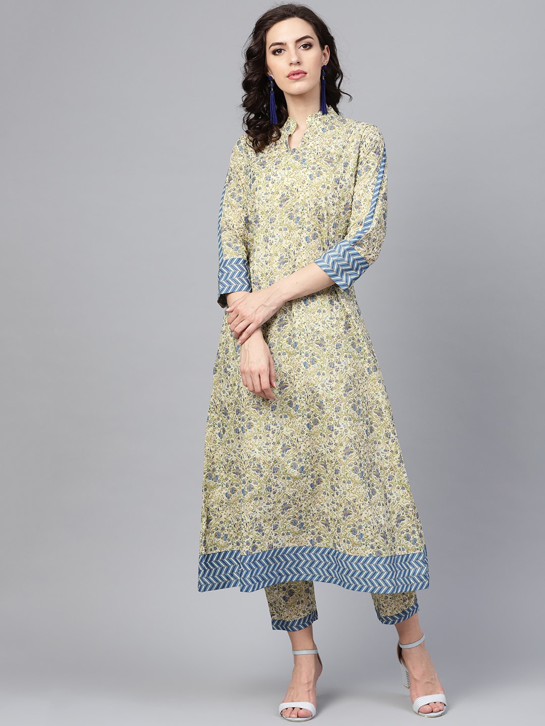 

Indo Era Women Beige & Green Floral Printed Cotton Kurta