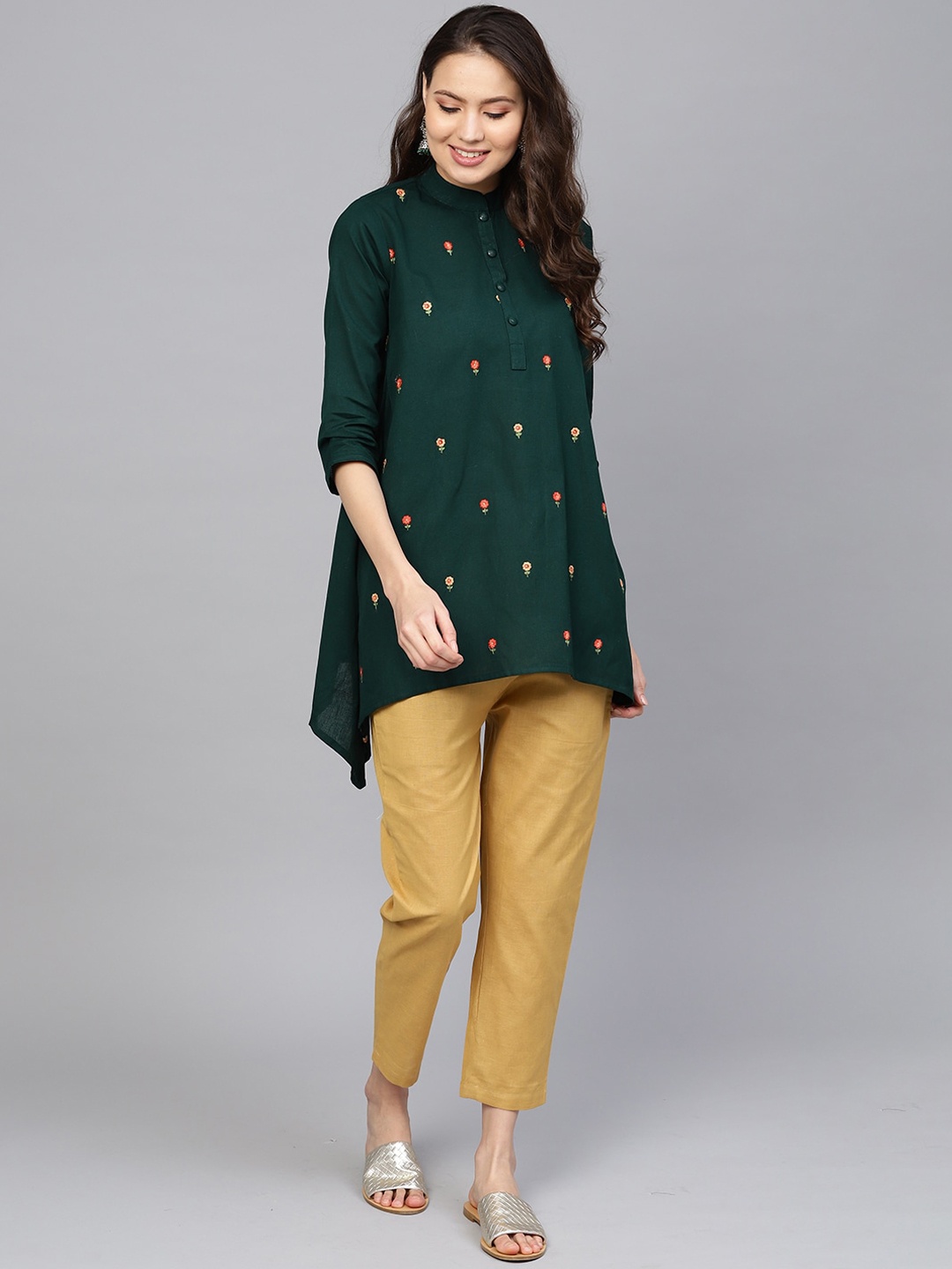 

Indo Era Women Green Ethnic Motifs Embroidered Thread Work Pure Cotton Kurti with Trousers