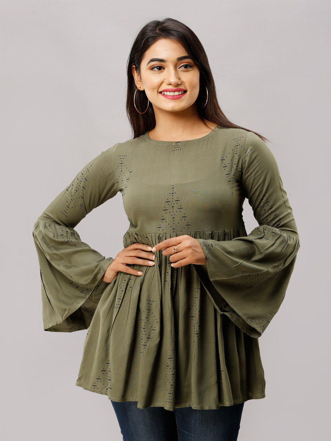 

KALINI Olive Green & Navy Blue Geometric Print Top