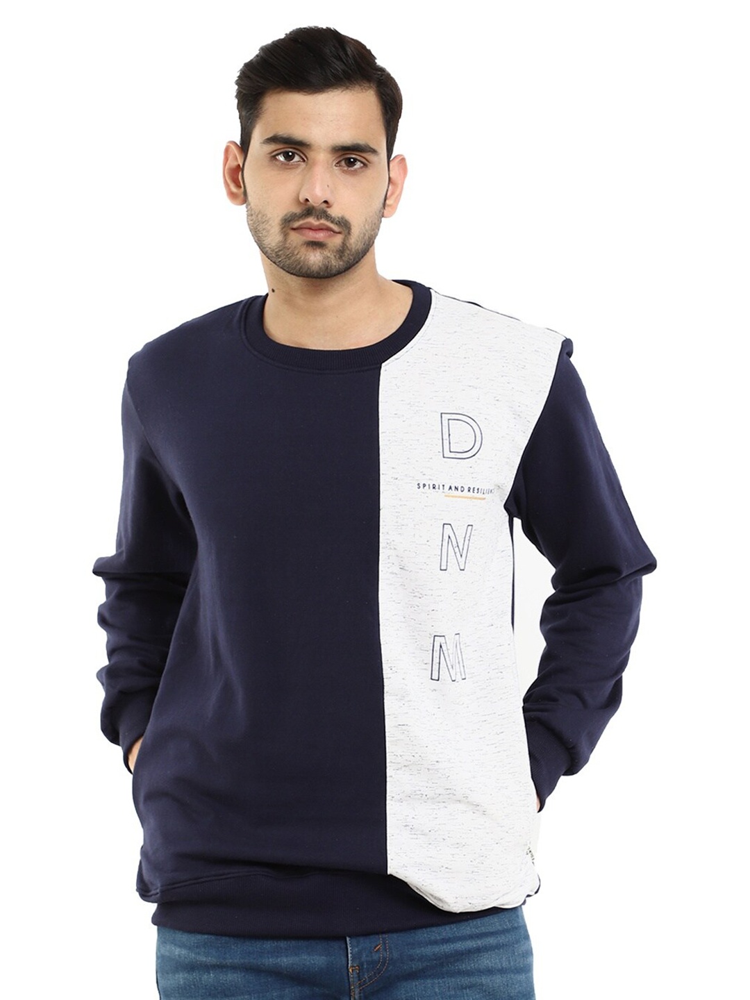 

V-Mart Men Blue Colourblocked Sweatshirt
