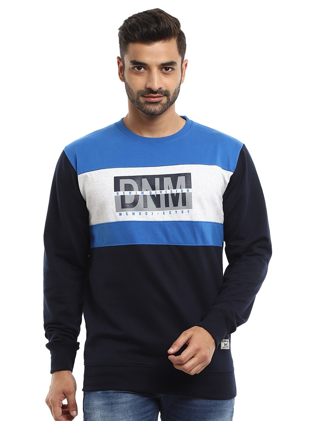 

V-Mart Men Blue Colourblocked Sweatshirt