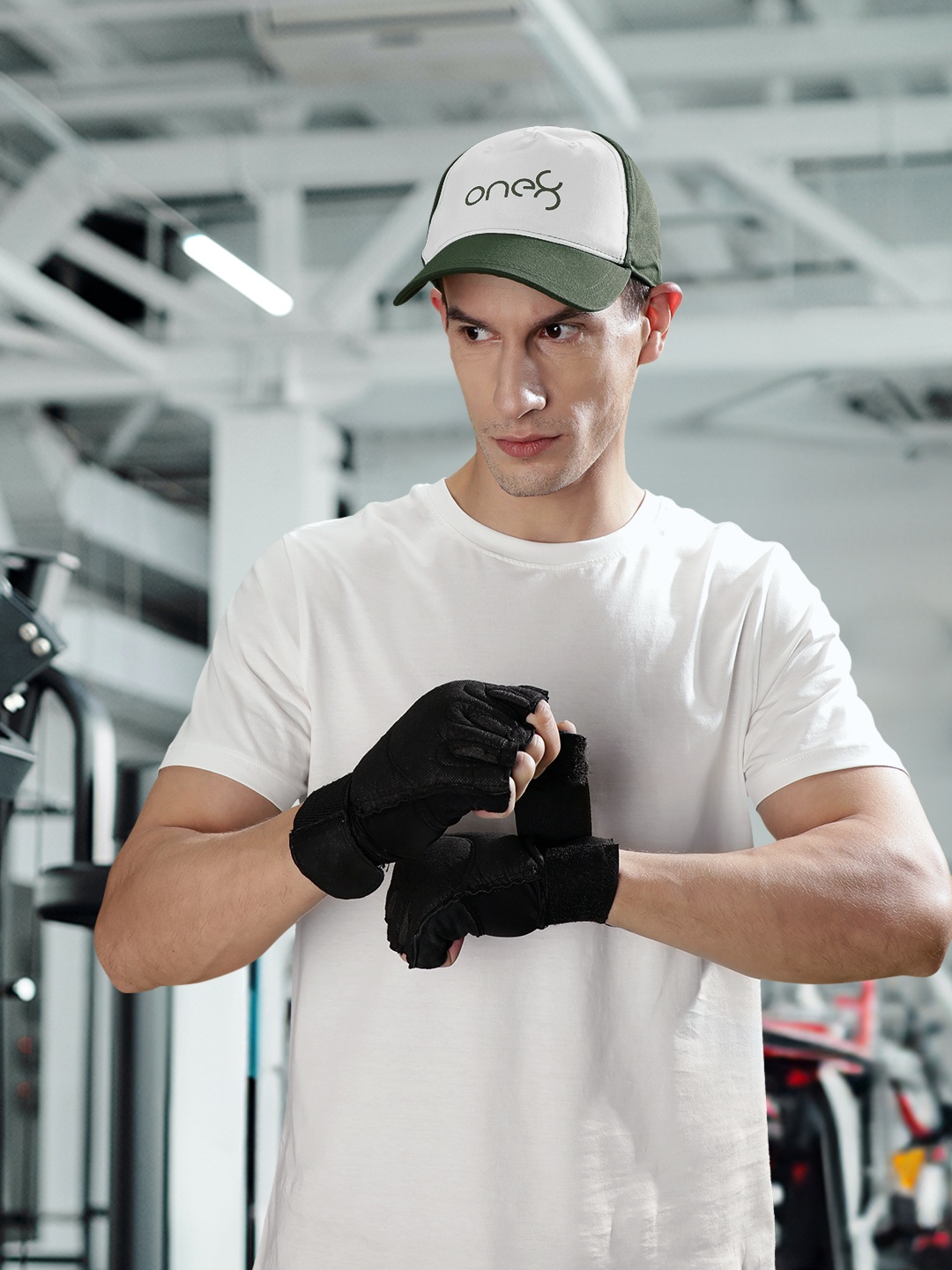 

one8 x PUMA Unisex Green & White Brand Logo Printed Snapback Cap