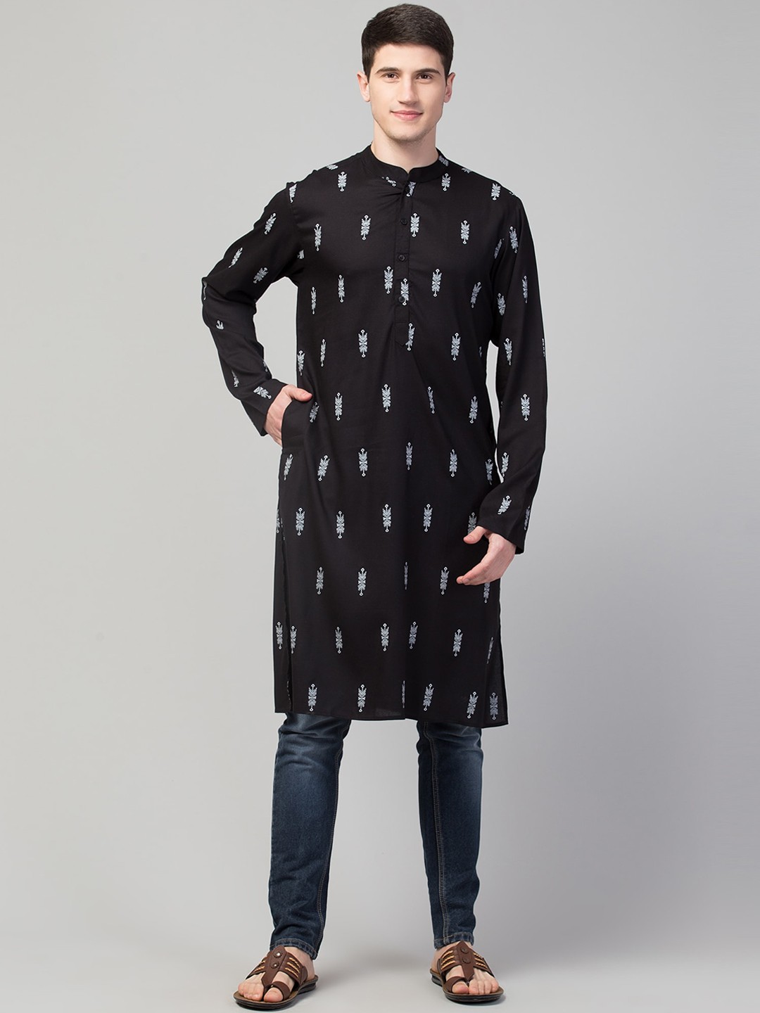 

Waahiba Men Black Handloom Kurta