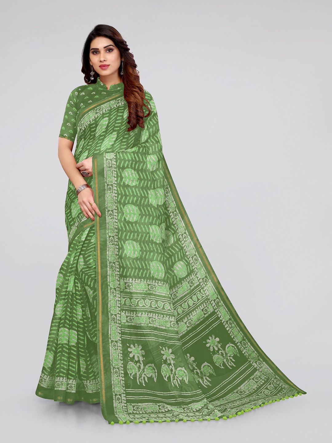 

MIRCHI FASHION Sea Green Batik Zari Block Print Saree