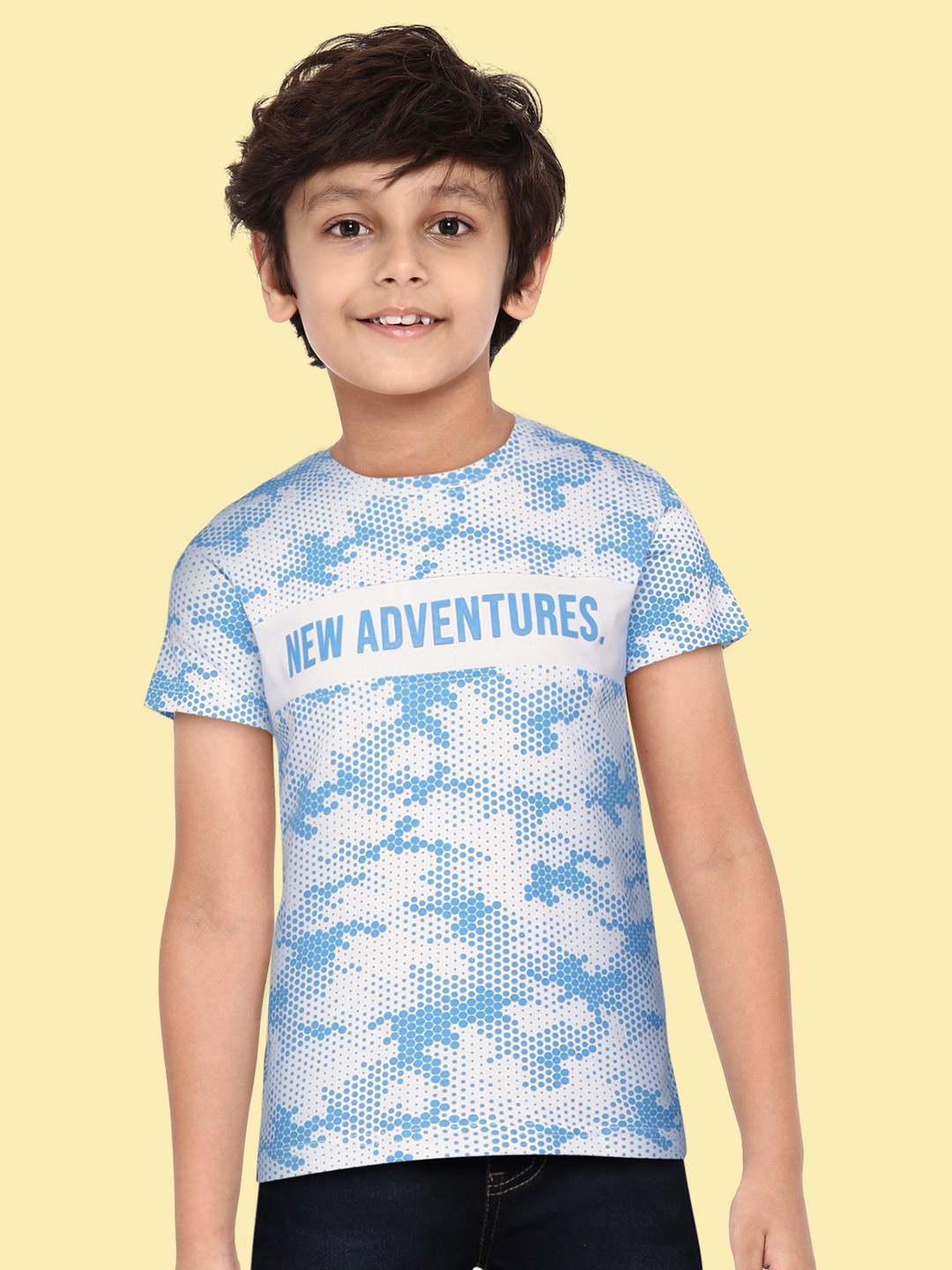 

Gini and Jony Boys Blue & White Printed Pure Cotton T-shirt