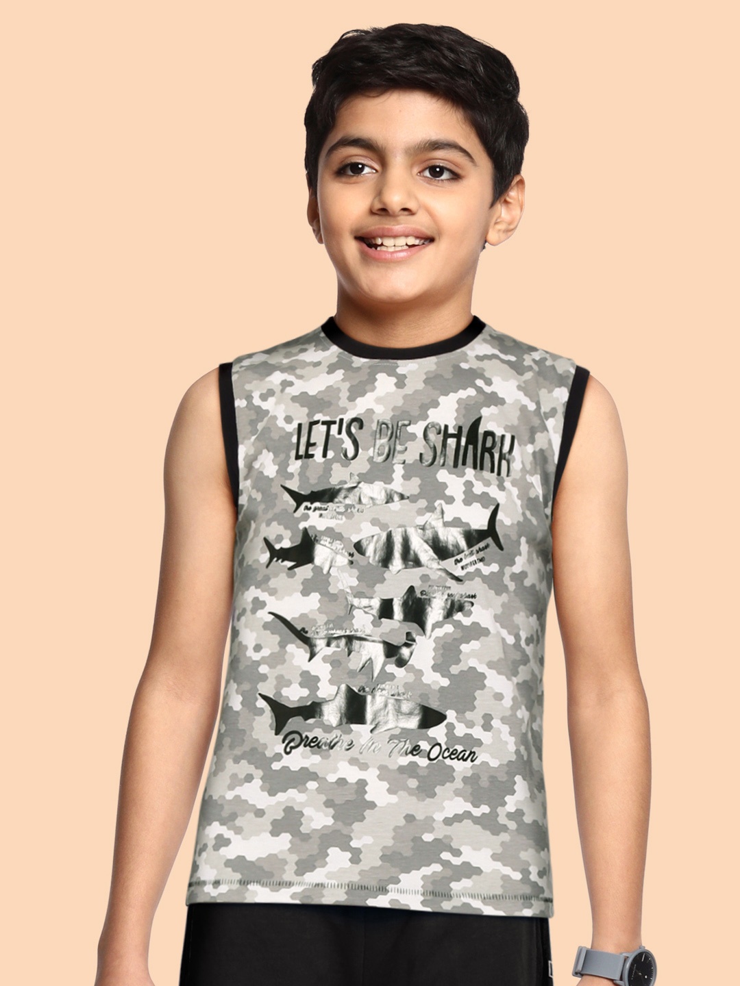 

Gini and Jony Boys White & Grey Camouflage Print Pure Cotton T-shirt