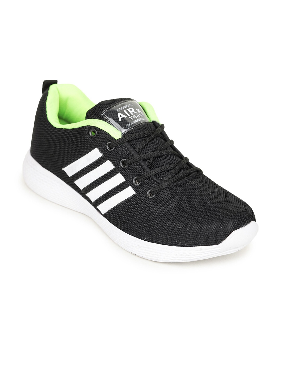 

TRASE Men Black Running Shoes