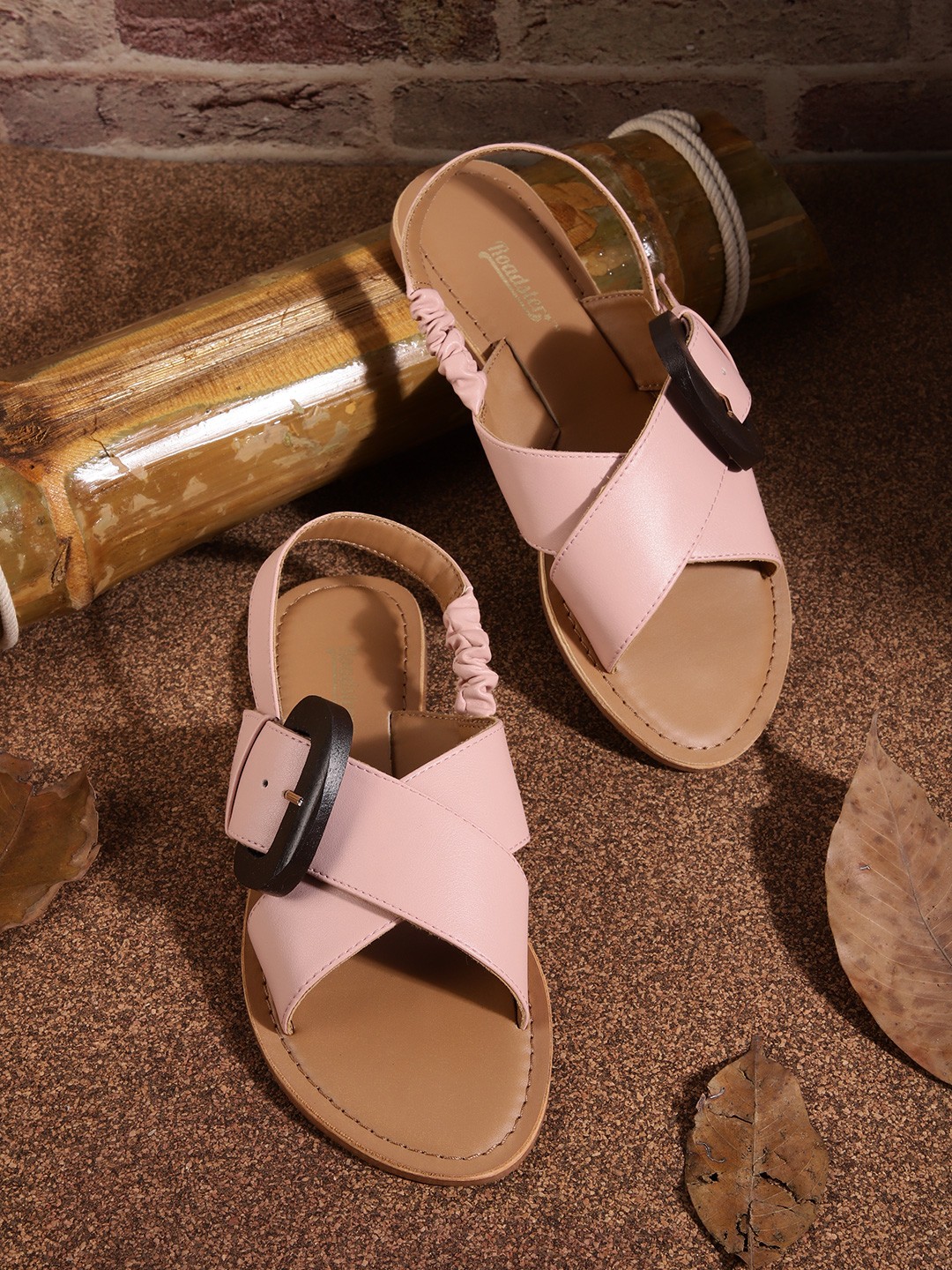 

Roadster Women Dusty Pink Solid Open Toe Flats with Buckles, Rose