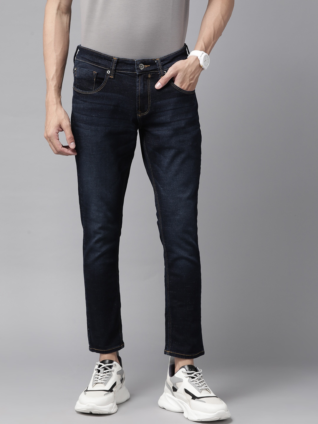 SPYKAR Men Tapered Fit Light Fade Stretchable Jeans, Navy blue