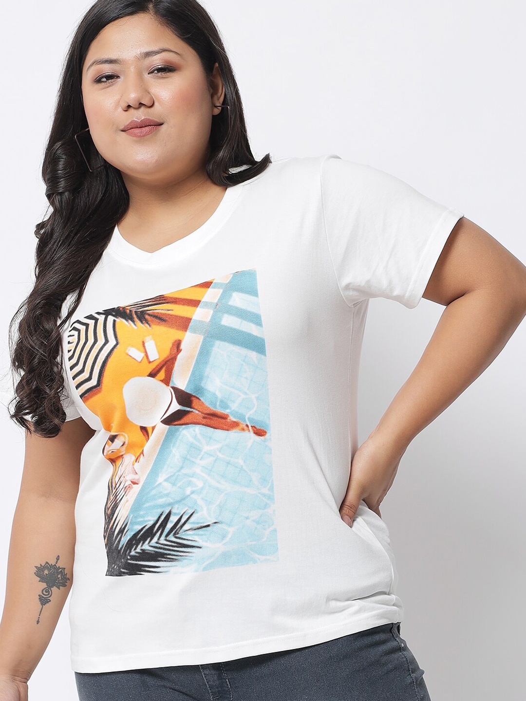 

BEYOUND SIZE - THE DRY STATE Women Plus Size Off White & Blue Printed Cotton T-shirt
