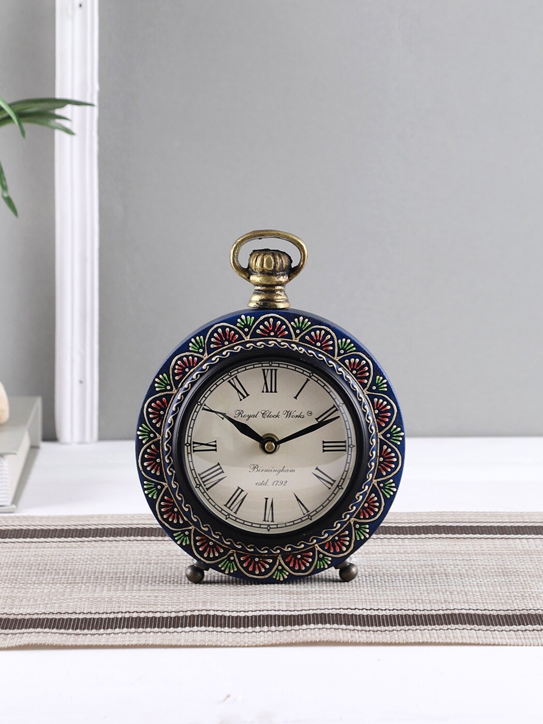 

Aapno Rajasthan Blue & Green Textured Traditional Table Clock
