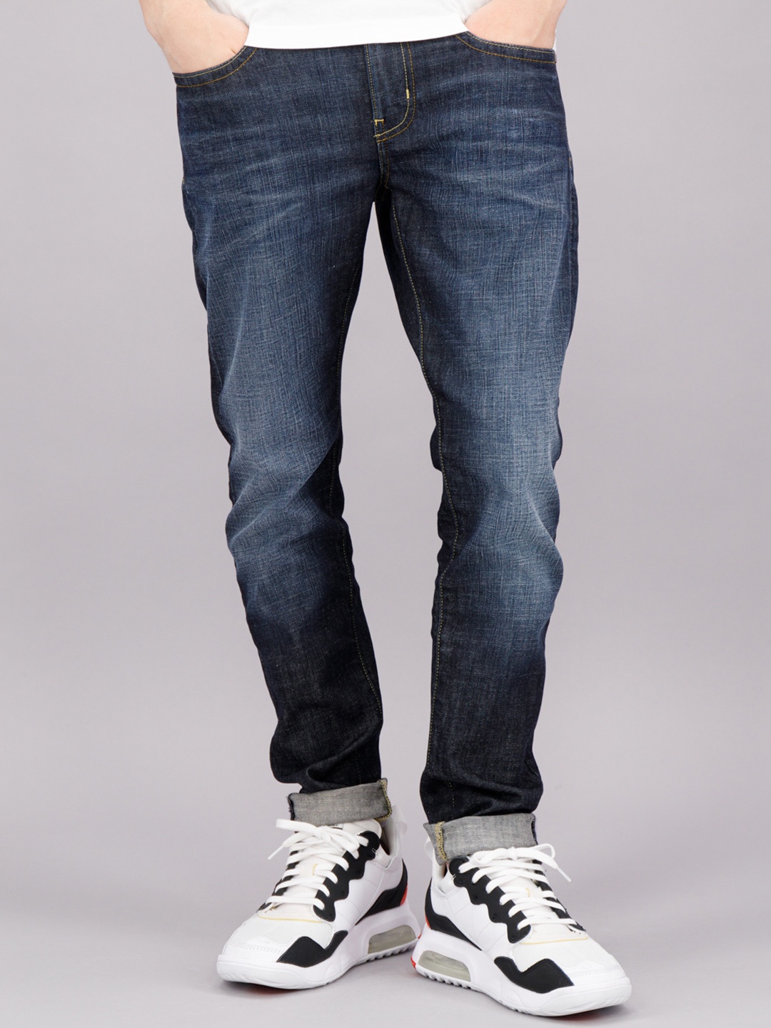 

FREESOUL Men Blue Slim Fit Light Fade Stretchable Jeans