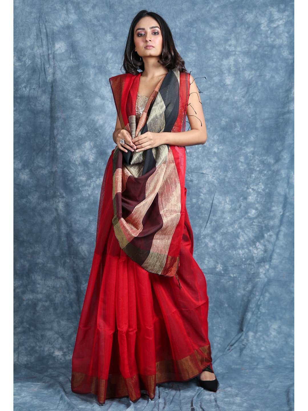 

Arhi Red & Black Striped Cotton Blend Saree