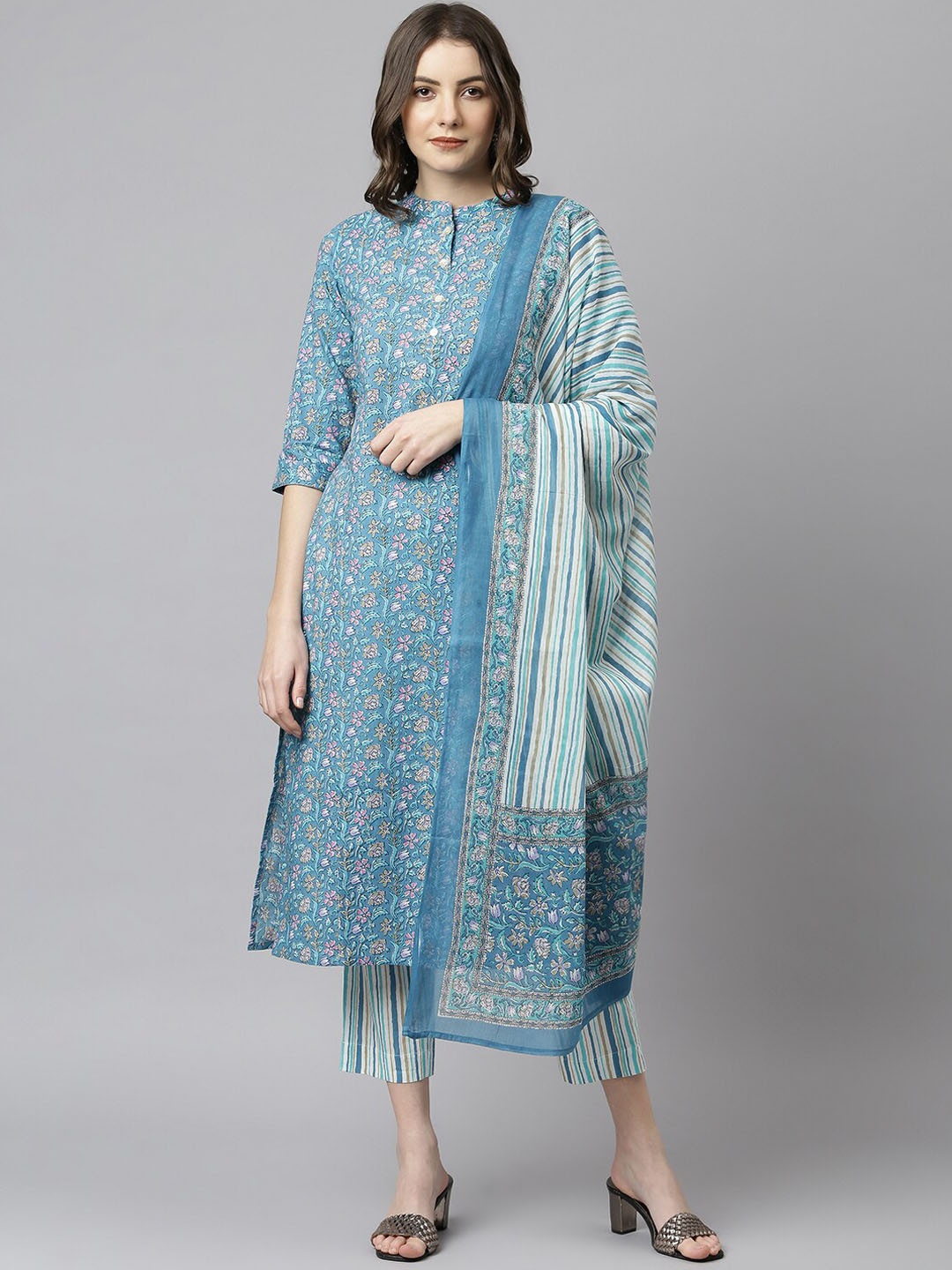 

Janasya Women Blue Panelled Pure Cotton Kurti with Trousers & With Dupatta