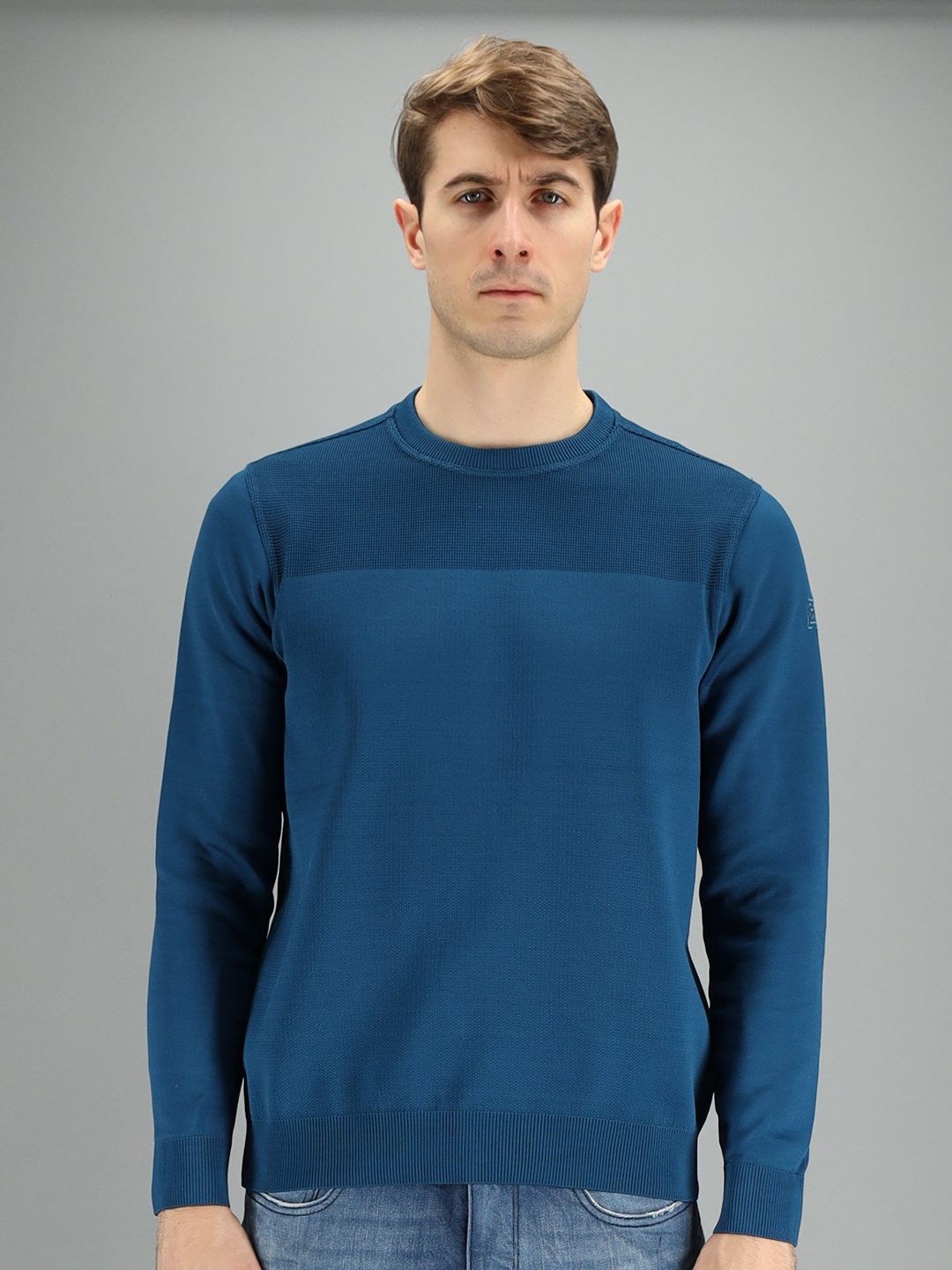 

FREESOUL Men Blue Sweatshirt