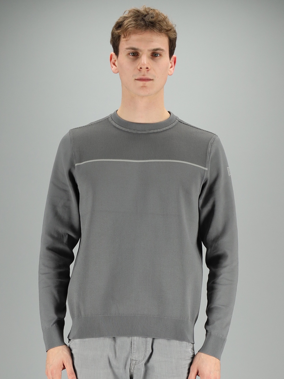 

FREESOUL Men Charcoal Grey Sweatshirt