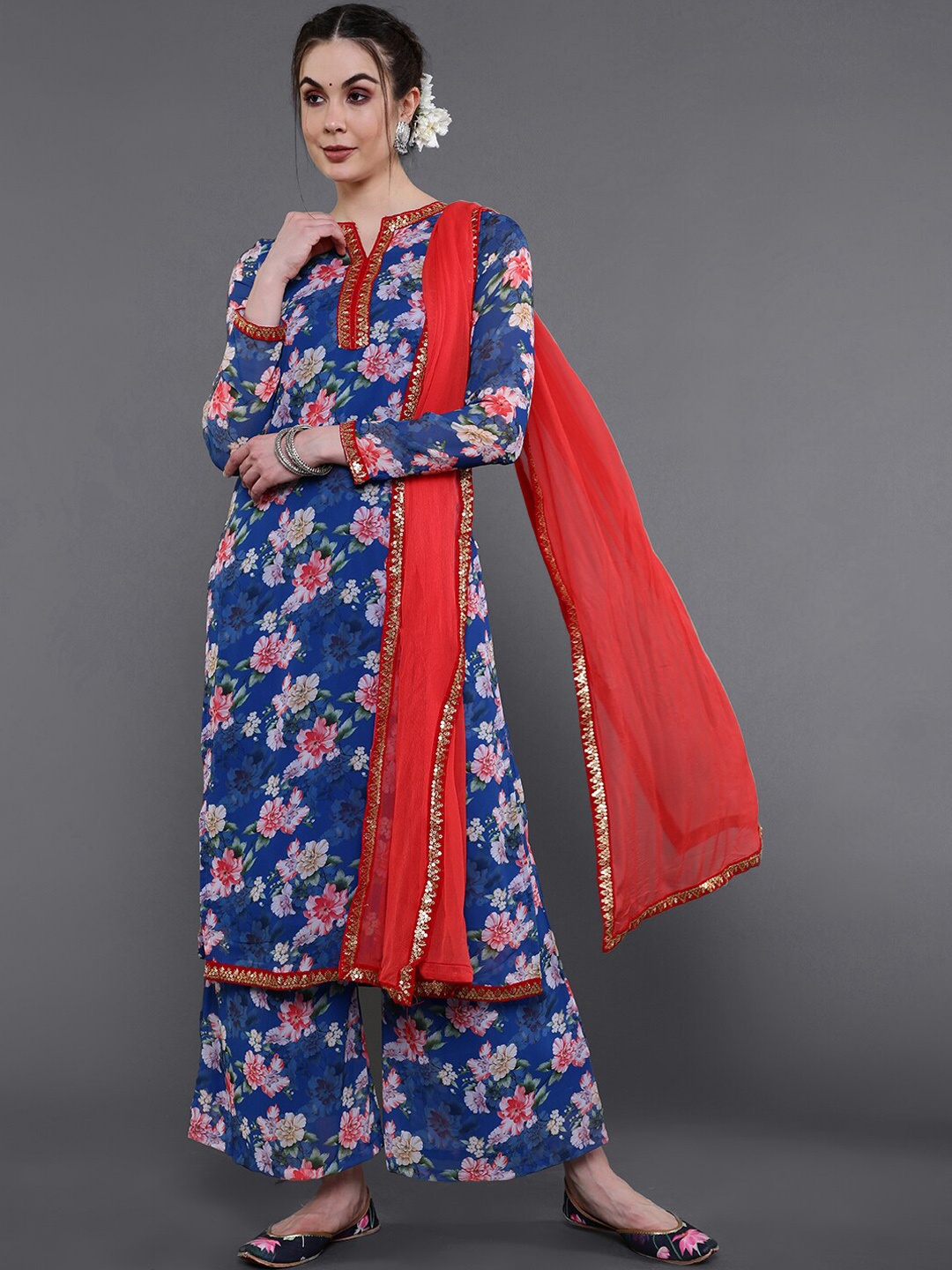 

saubhagya Women Blue Floral Printed Kurta with Palazzos & With Dupatta